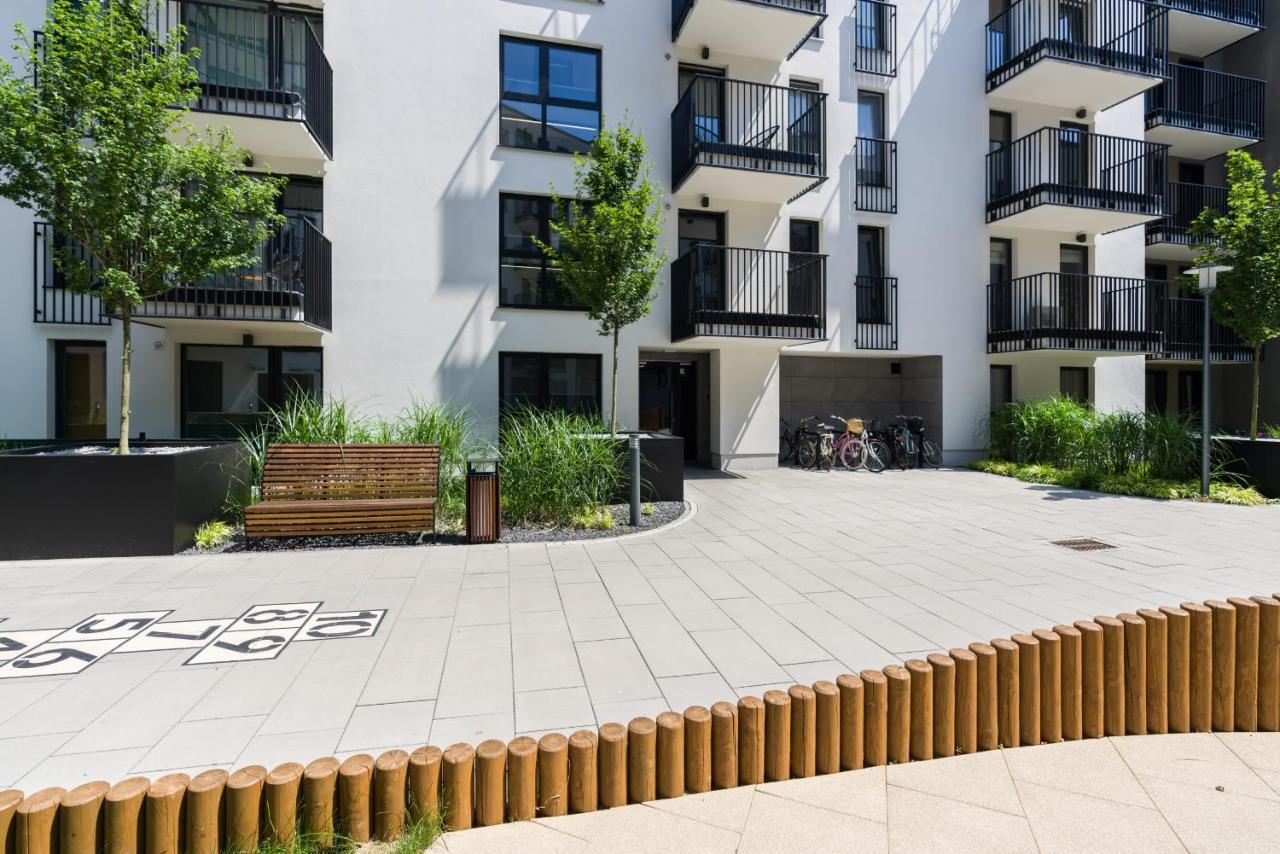 Esencja Apartments With Free Parking Garbary 104 By Noclegi Renters Posen Exterior foto