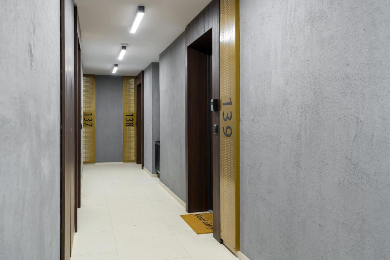 Esencja Apartments With Free Parking Garbary 104 By Noclegi Renters Posen Exterior foto