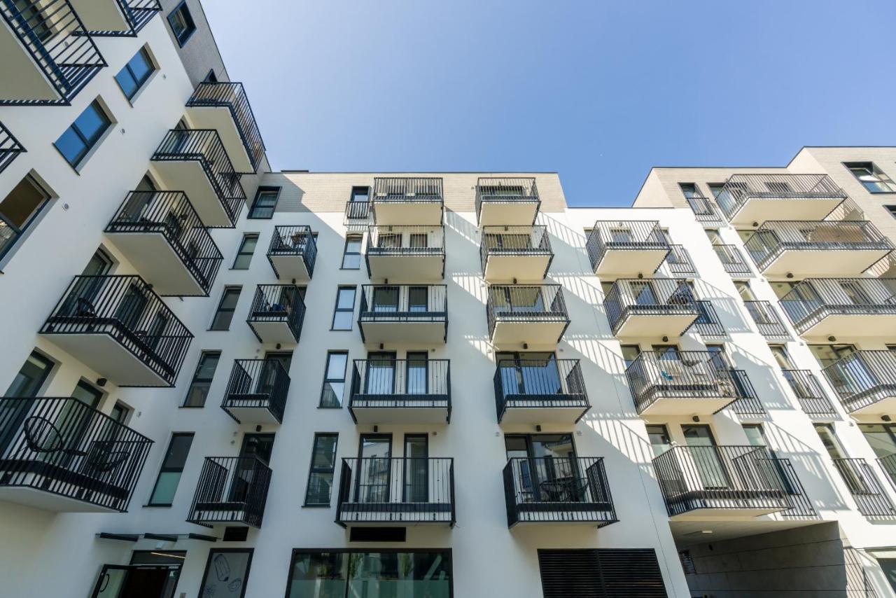 Esencja Apartments With Free Parking Garbary 104 By Noclegi Renters Posen Exterior foto
