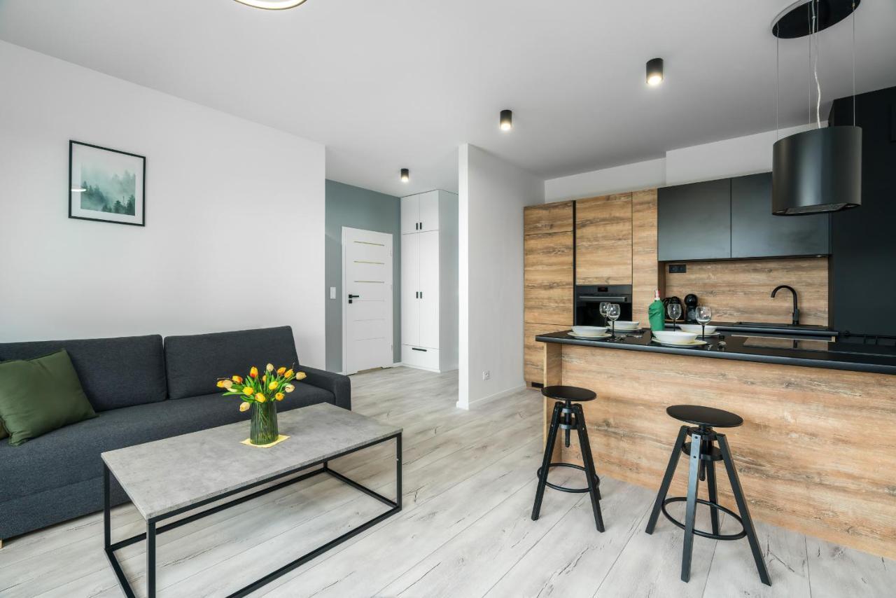 Esencja Apartments With Free Parking Garbary 104 By Noclegi Renters Posen Exterior foto