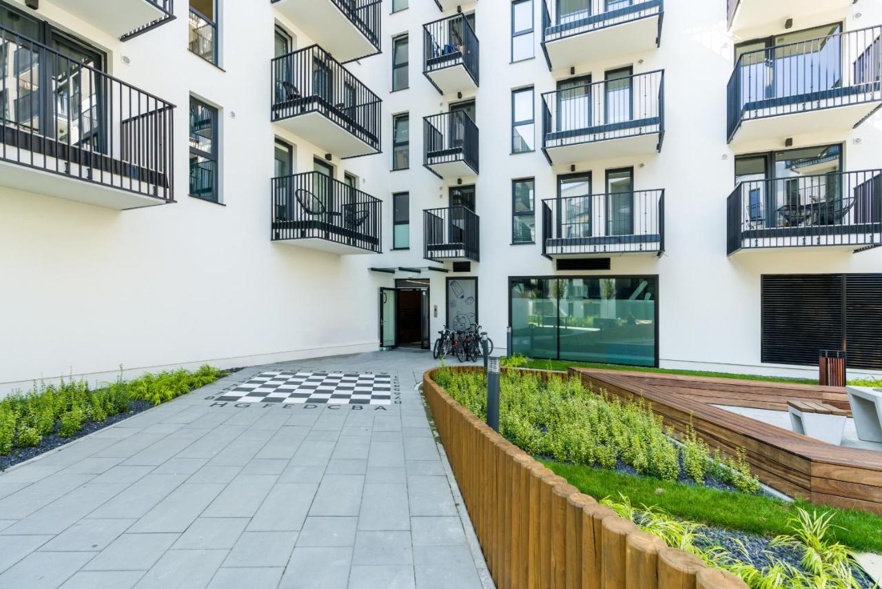 Esencja Apartments With Free Parking Garbary 104 By Noclegi Renters Posen Exterior foto