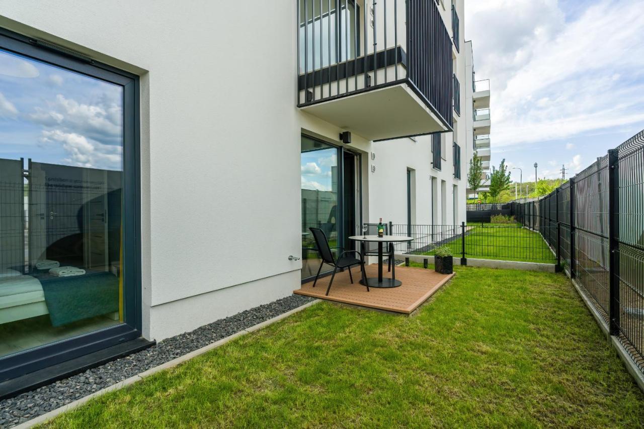 Esencja Apartments With Free Parking Garbary 104 By Noclegi Renters Posen Exterior foto
