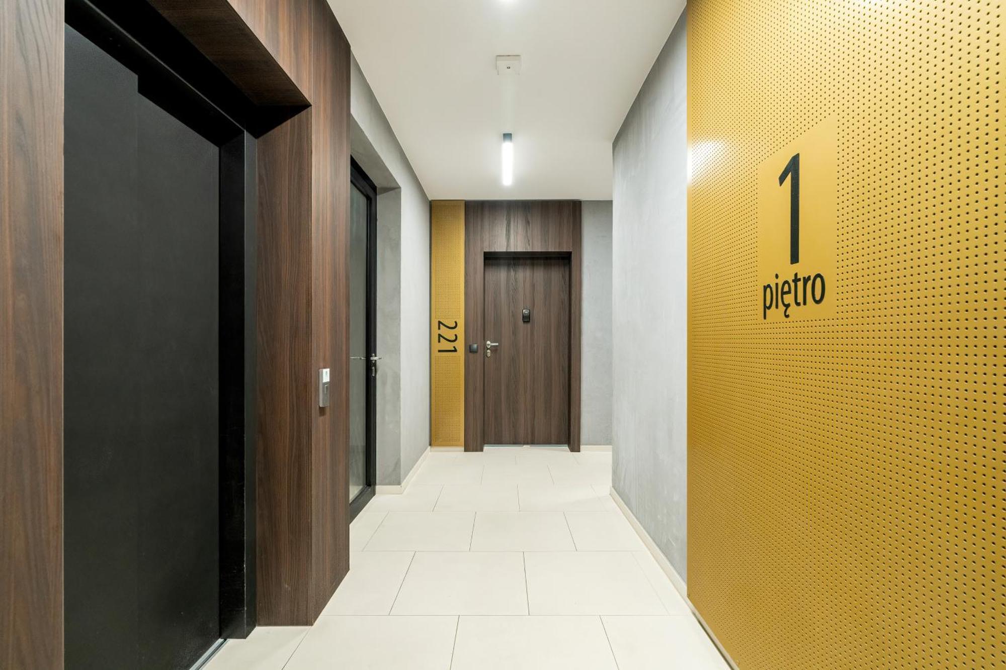 Esencja Apartments With Free Parking Garbary 104 By Noclegi Renters Posen Exterior foto