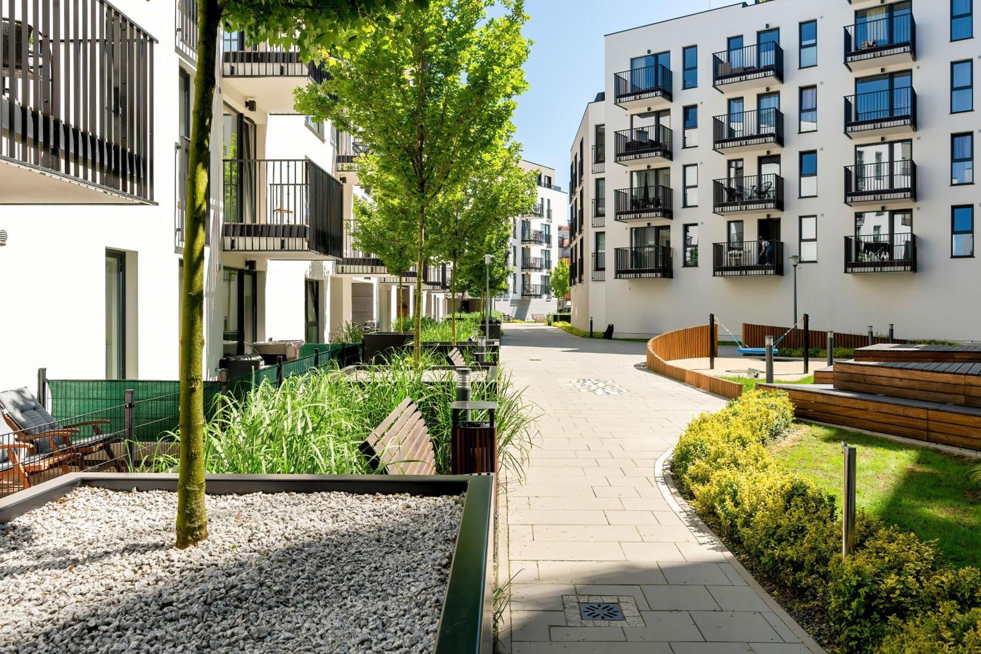 Esencja Apartments With Free Parking Garbary 104 By Noclegi Renters Posen Exterior foto